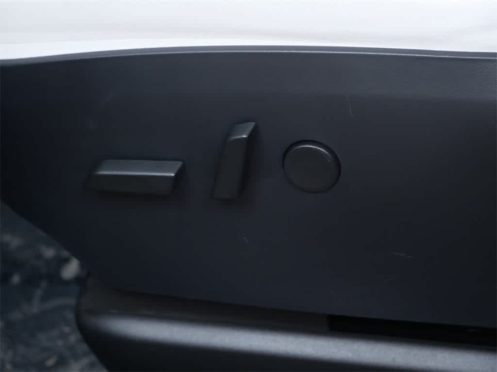 Thumbnail: 2020 Tesla Model X - 15