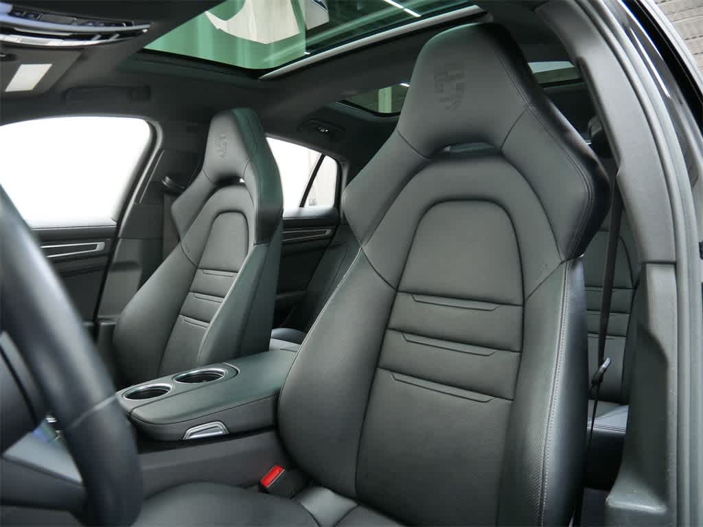 Thumbnail: 2023 Porsche Cayenne - 5