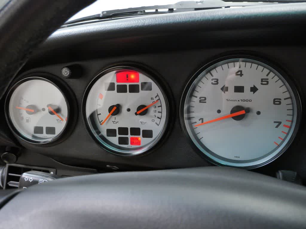 Thumbnail: 1997 Porsche 911 - 26
