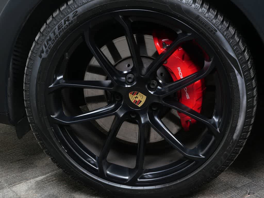 Thumbnail: 2021 Porsche Cayenne - 11