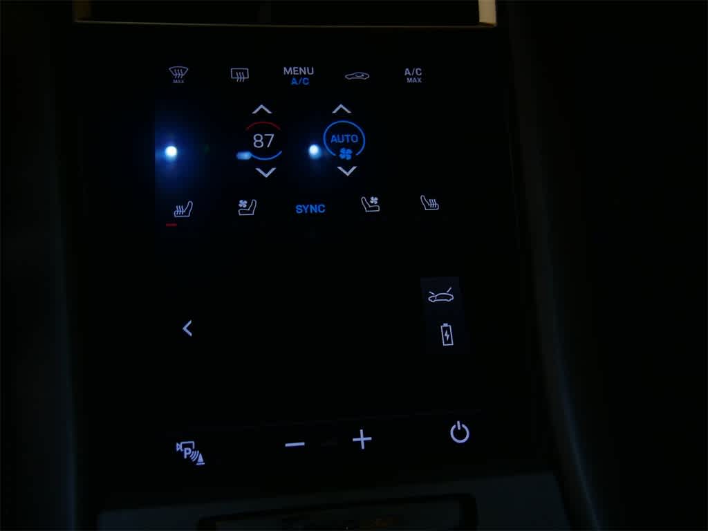 Thumbnail: 2024 Porsche Taycan - 28