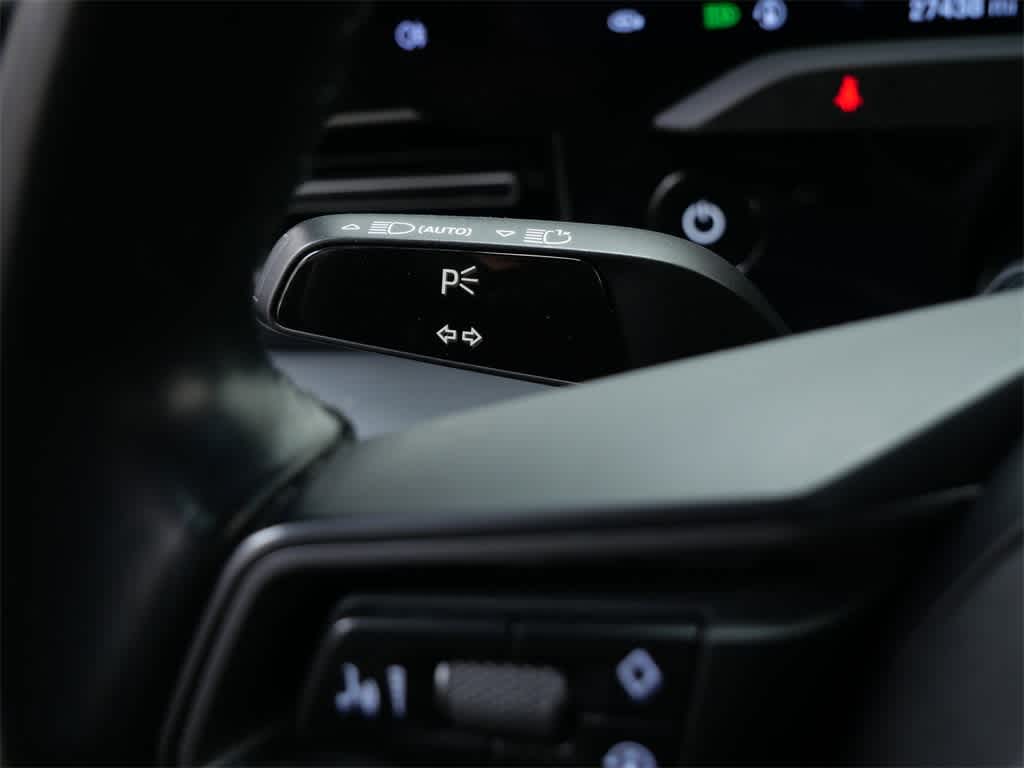 Thumbnail: 2021 Porsche Taycan - 22