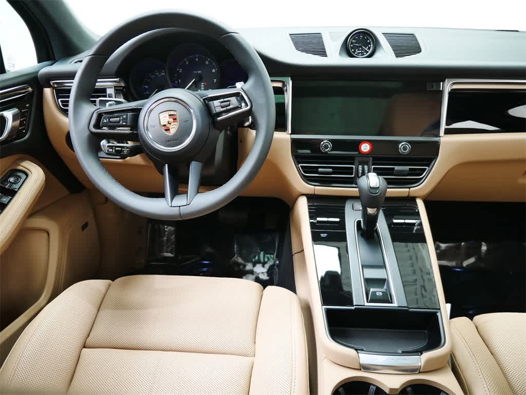 Thumbnail: 2026 Porsche Macan - 16