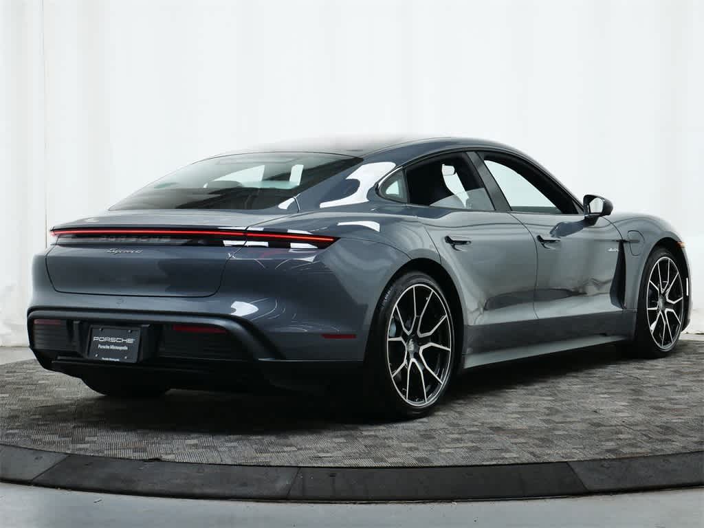 Thumbnail: 2025 Porsche Taycan - 7