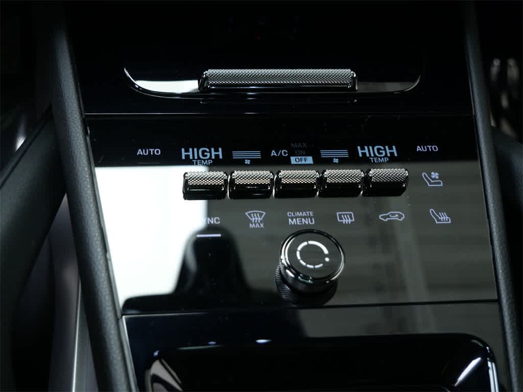 Thumbnail: 2026 Porsche Cayenne - 26