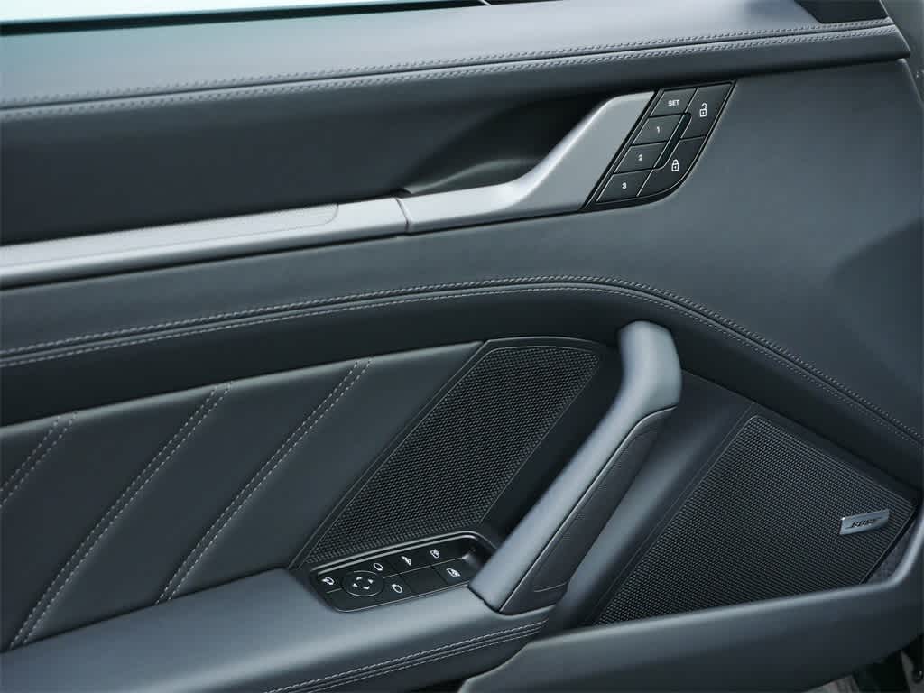 Thumbnail: 2026 Porsche 911 - 11