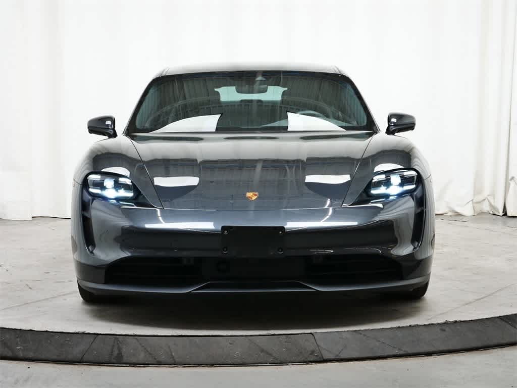 Thumbnail: 2022 Porsche Taycan - 10