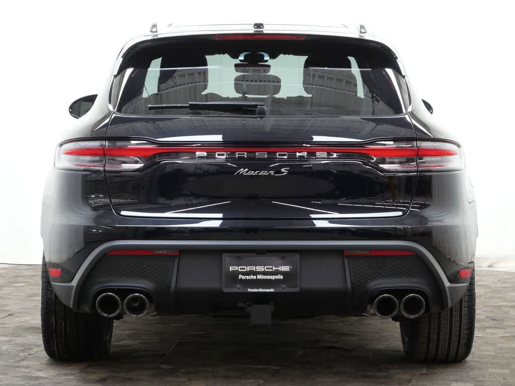 Thumbnail: 2026 Porsche Macan - 6
