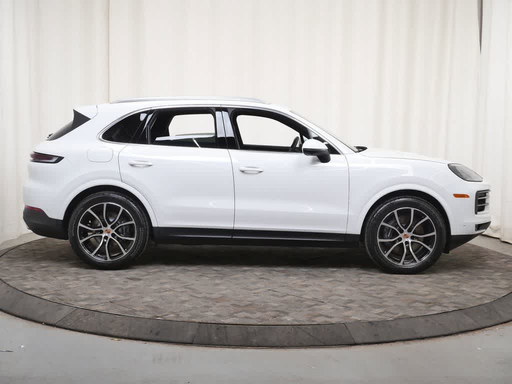 Thumbnail: 2026 Porsche Cayenne - 8