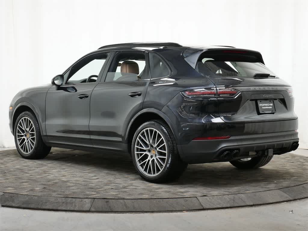 Thumbnail: 2022 Porsche Cayenne - 3
