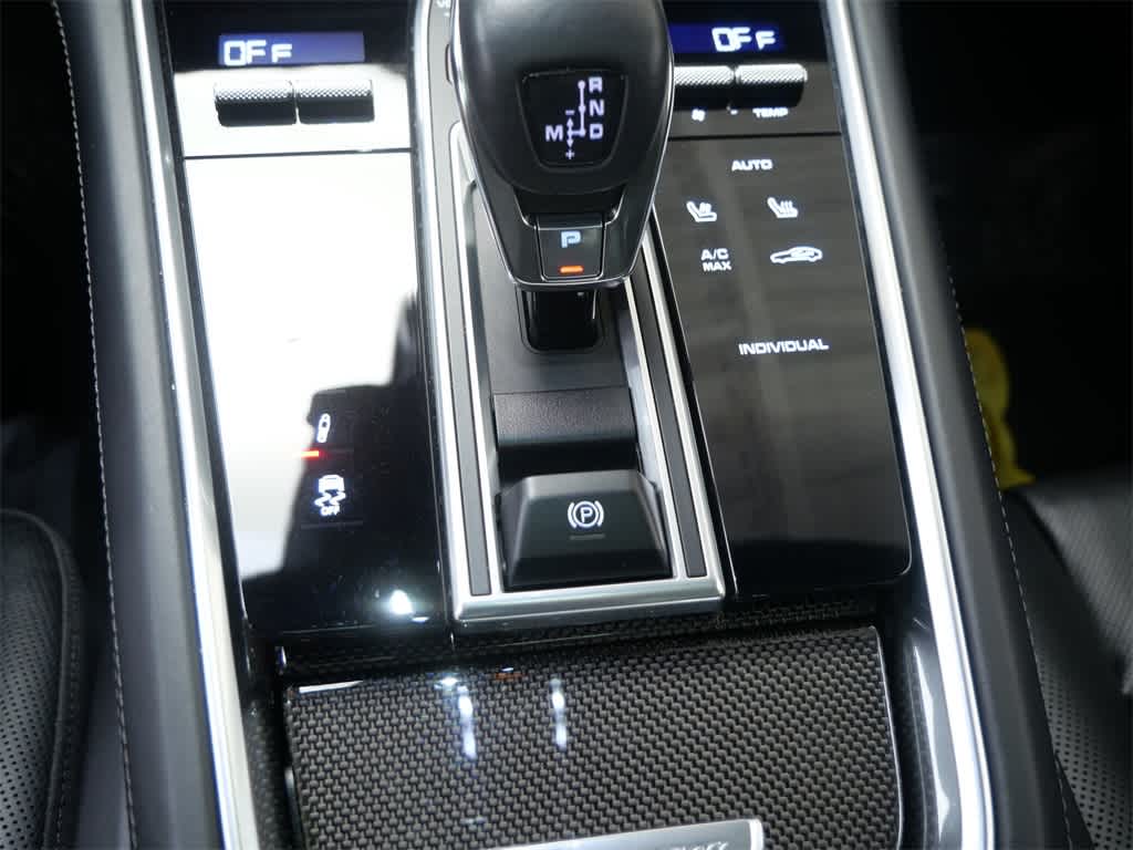 Thumbnail: 2018 Porsche Panamera - 22