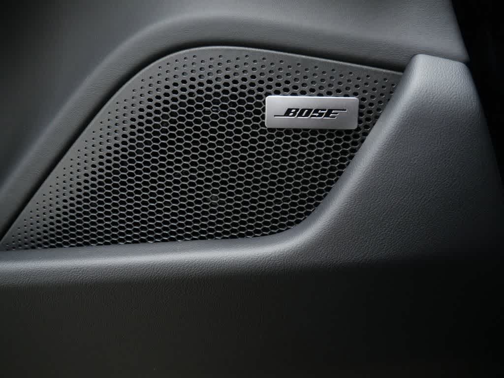 Thumbnail: 2023 Porsche Taycan - 19