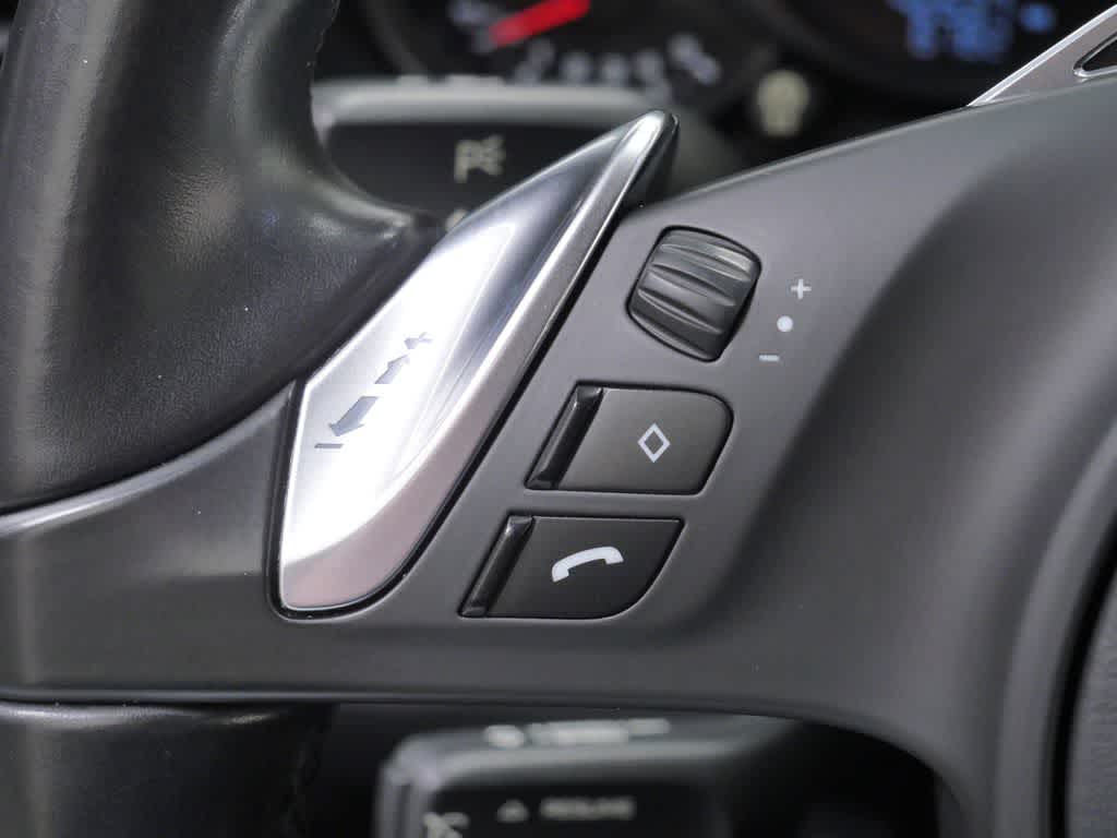Thumbnail: 2014 Porsche 911 - 17