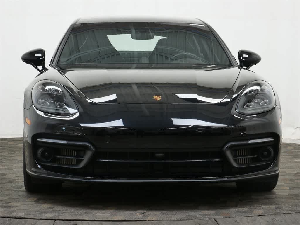 Thumbnail: 2023 Porsche Panamera - 10