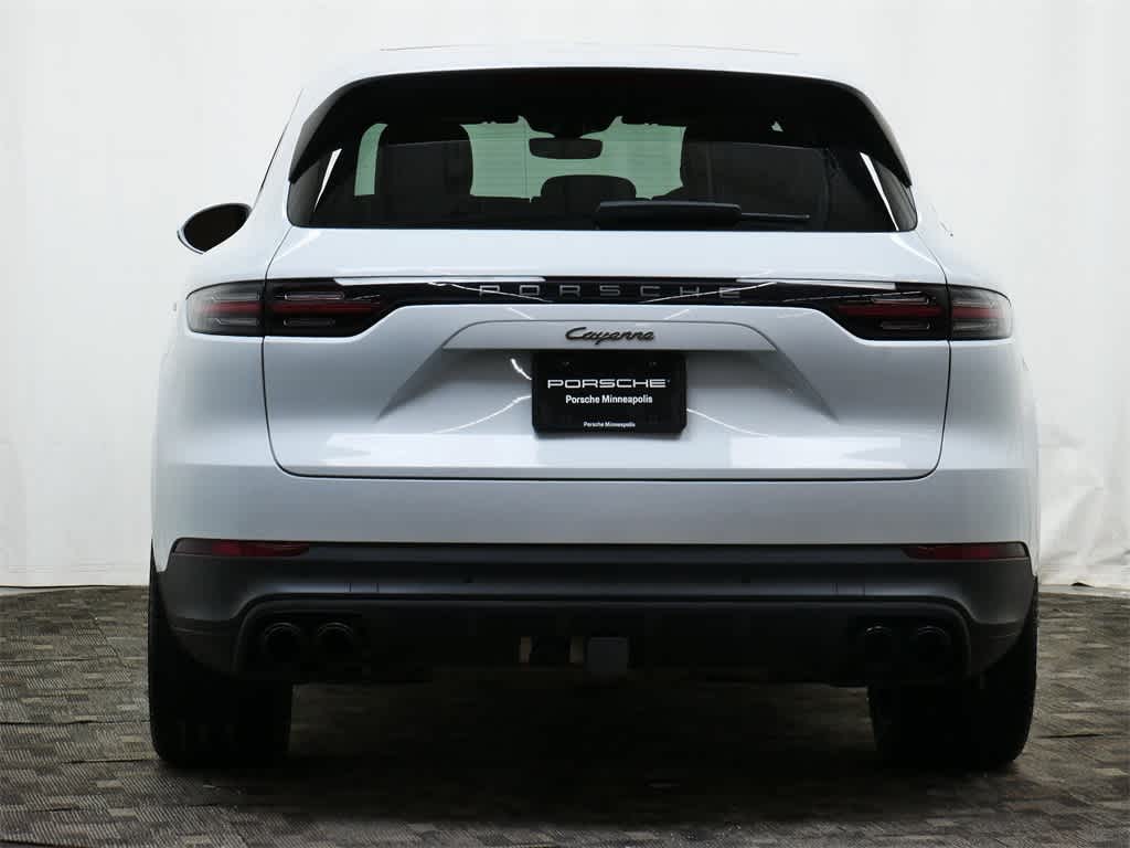 Thumbnail: 2023 Porsche Cayenne - 6