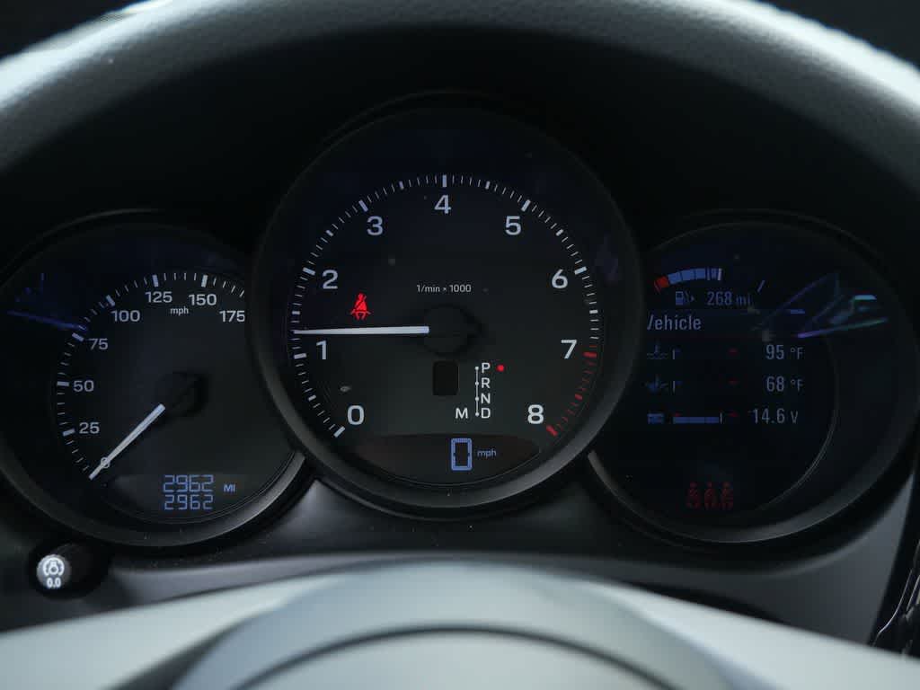 Thumbnail: 2025 Porsche Macan - 28