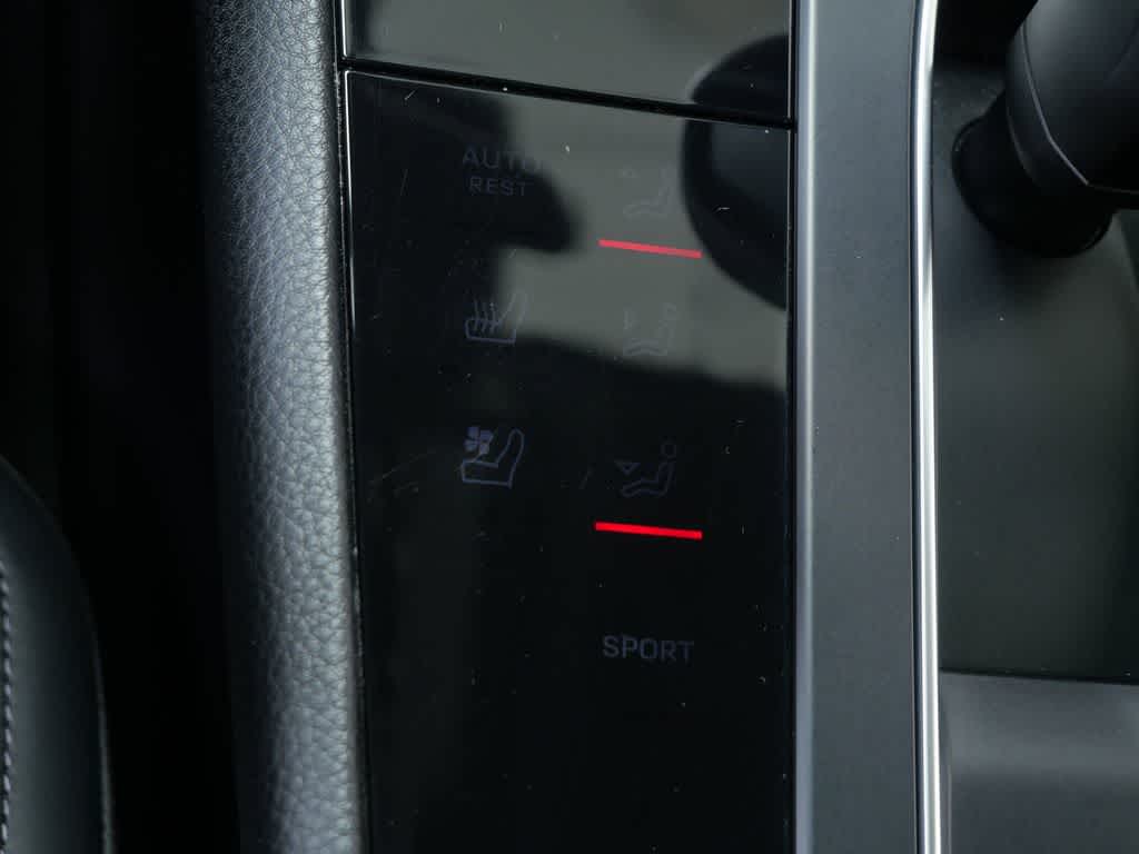 Thumbnail: 2024 Porsche Macan - 23