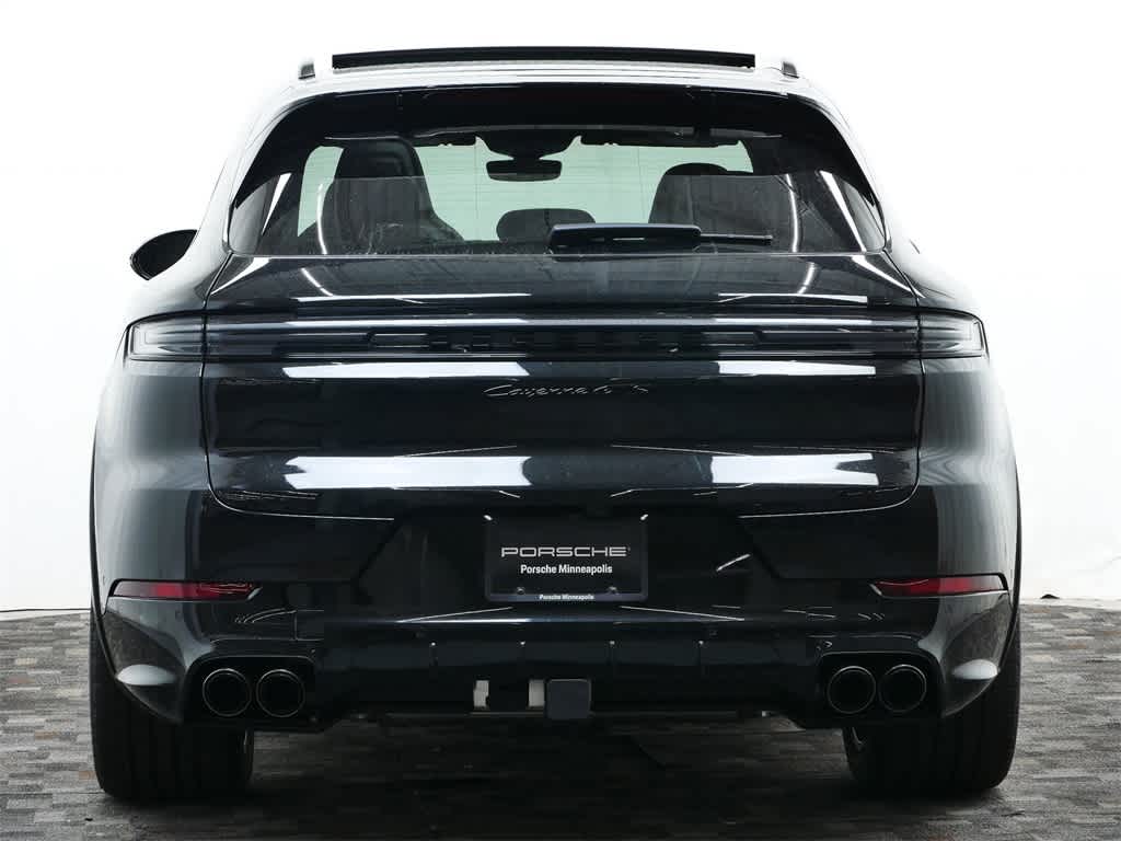 Thumbnail: 2025 Porsche Cayenne - 6