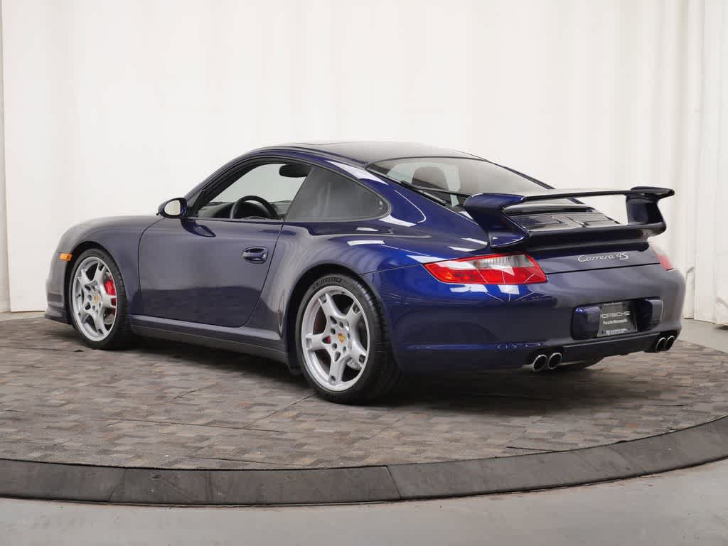 Thumbnail: 2006 Porsche 911 - 3