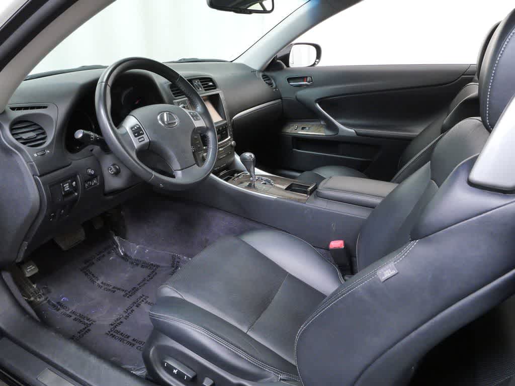 Thumbnail: 2013 Lexus IS - 4
