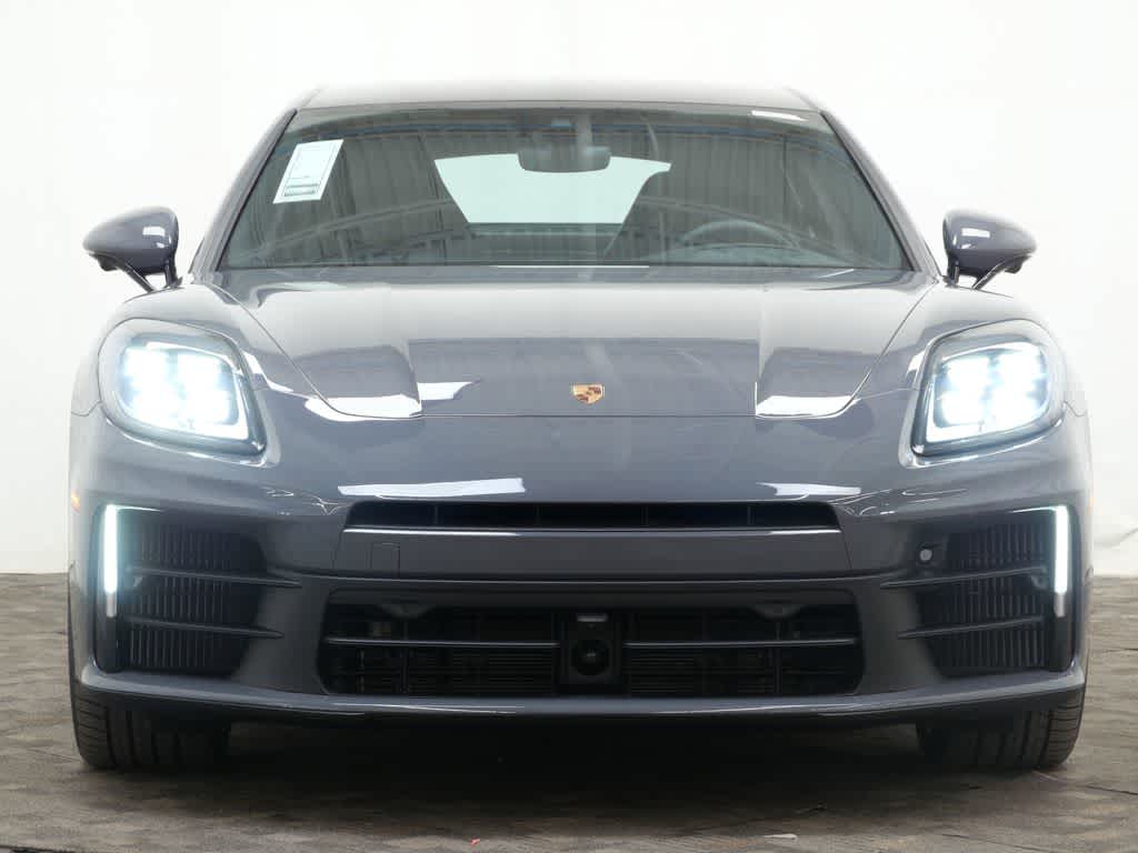 Thumbnail: 2025 Porsche Panamera - 10
