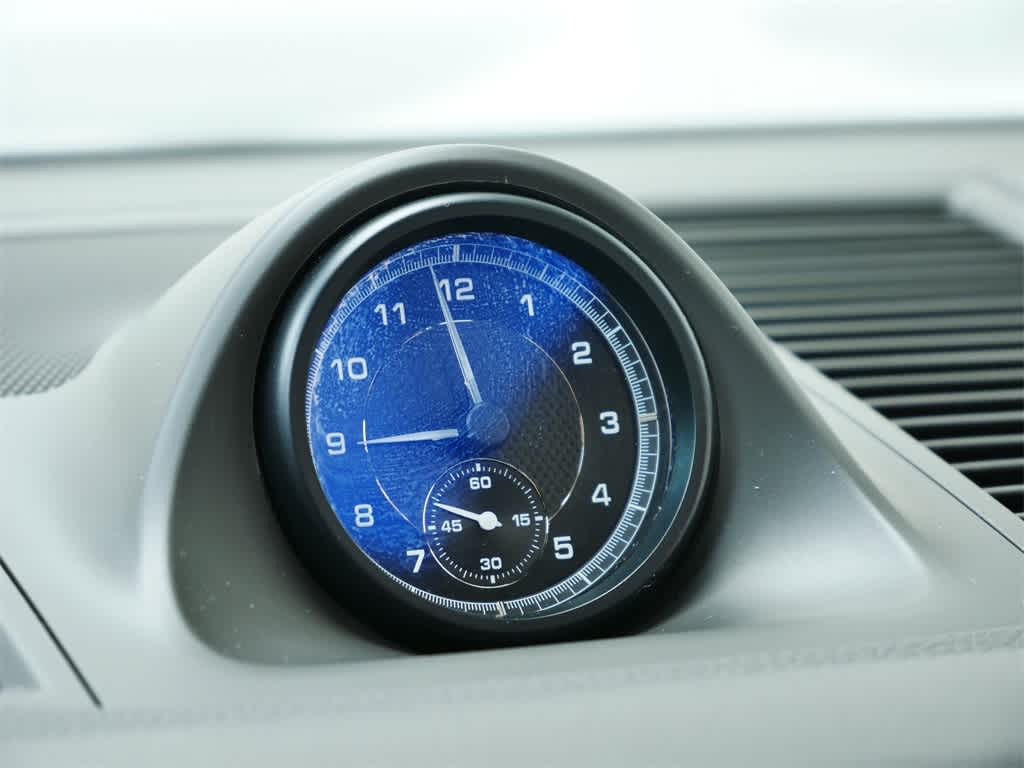 Thumbnail: 2024 Porsche Macan - 23