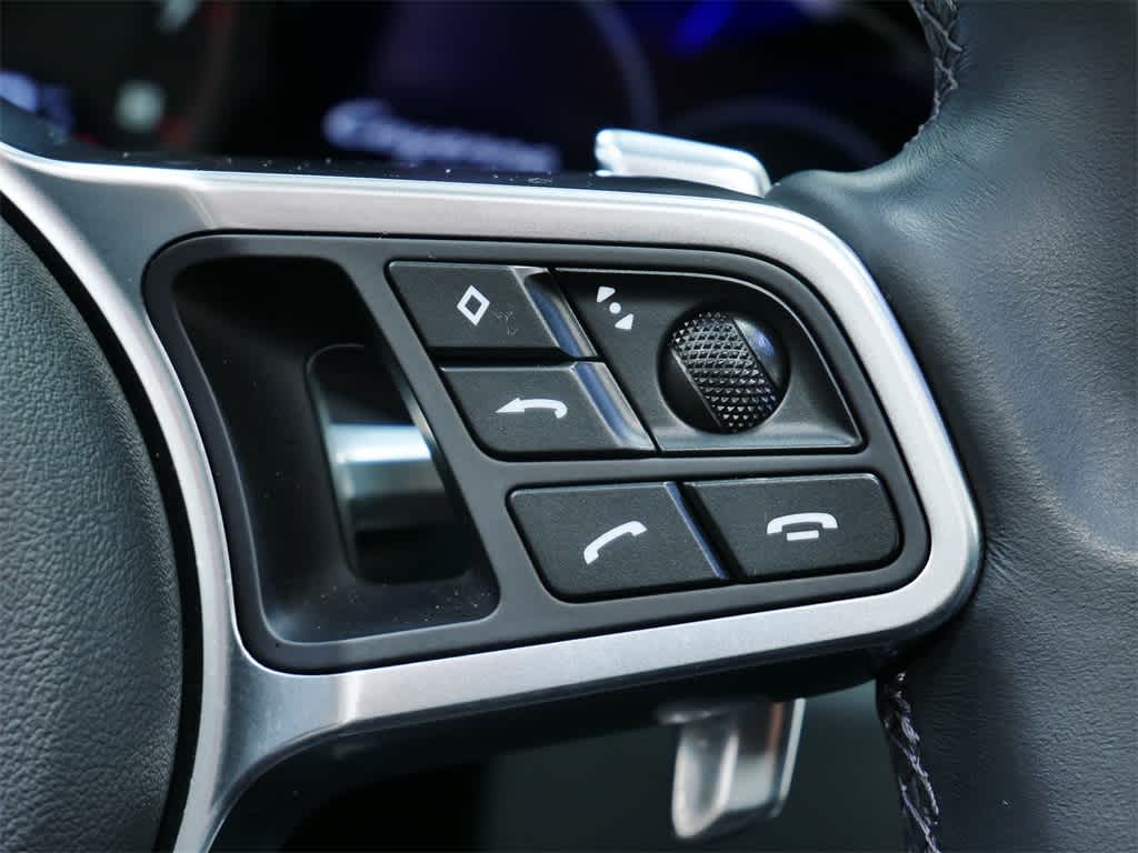 Thumbnail: 2023 Porsche Cayenne - 20