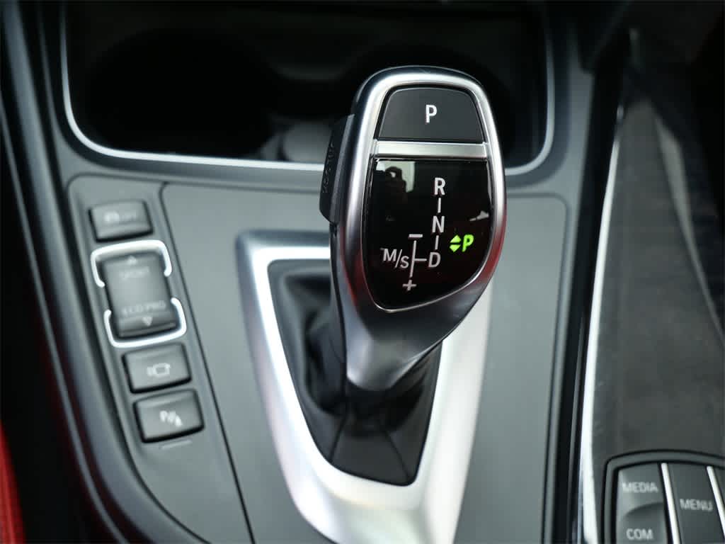 Thumbnail: 2018 BMW 3 Series - 25