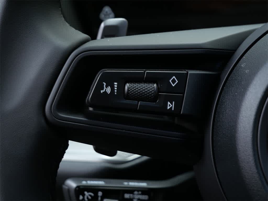 Thumbnail: 2026 Porsche Cayenne - 22