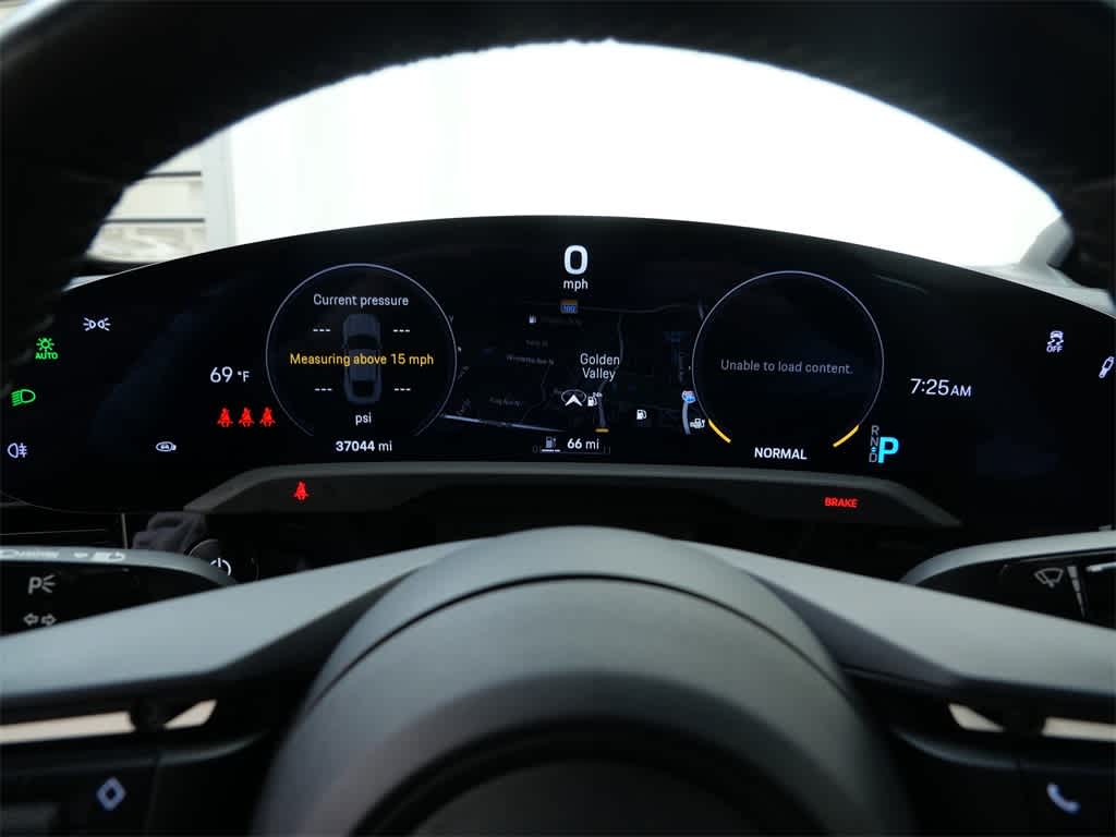 Thumbnail: 2022 Porsche Taycan - 25