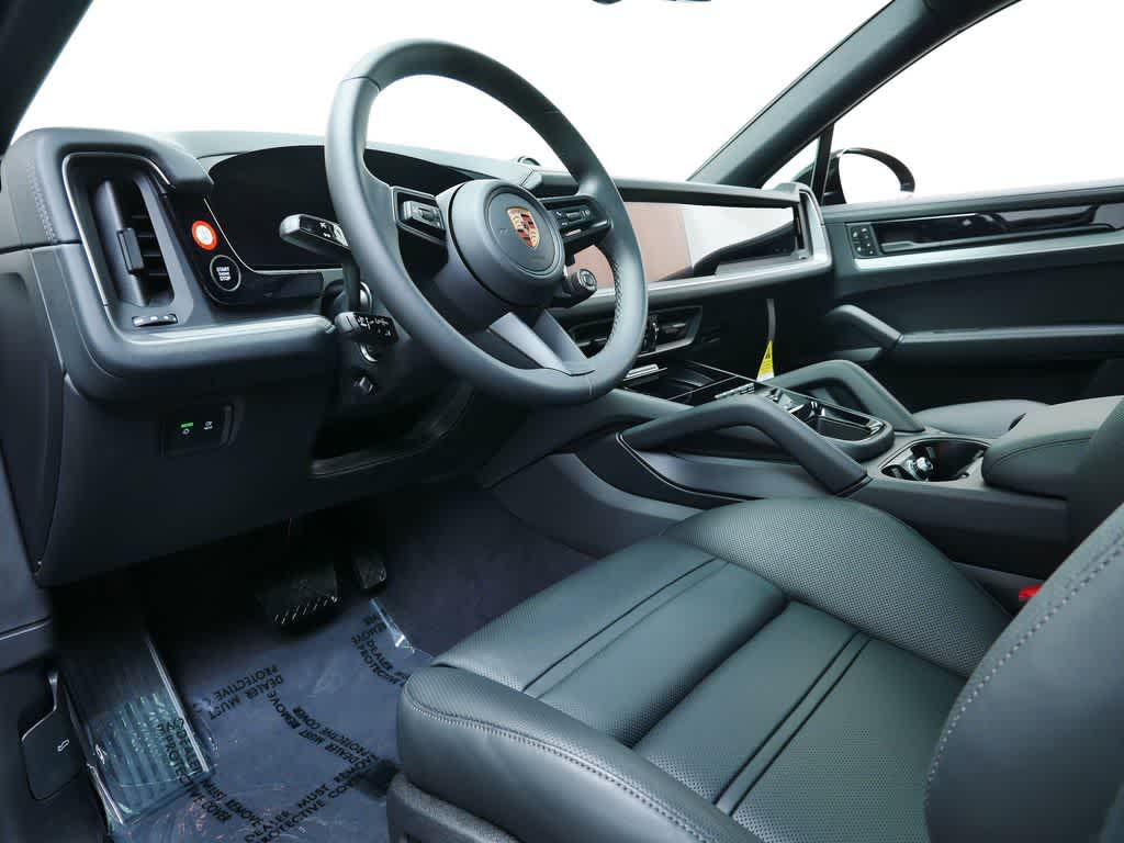 Thumbnail: 2026 Porsche Cayenne - 4