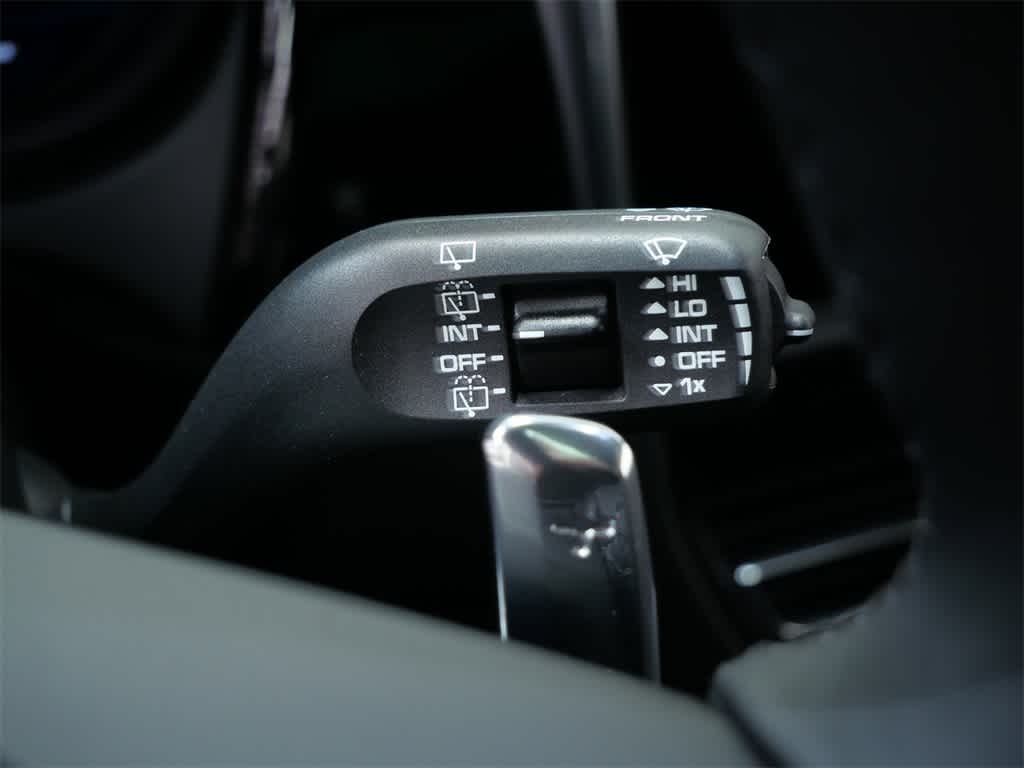 Thumbnail: 2026 Porsche Macan - 24