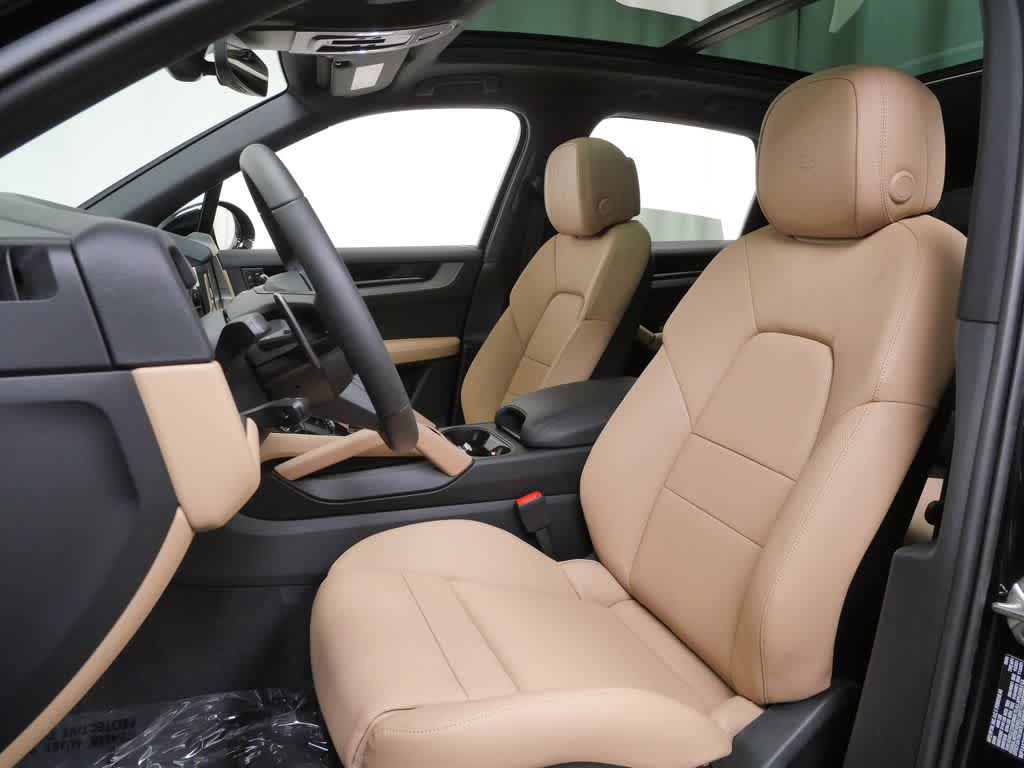 Thumbnail: 2026 Porsche Cayenne - 5