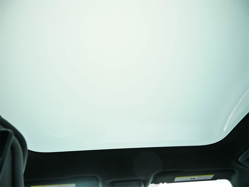 Thumbnail: 2023 Porsche Taycan - 15