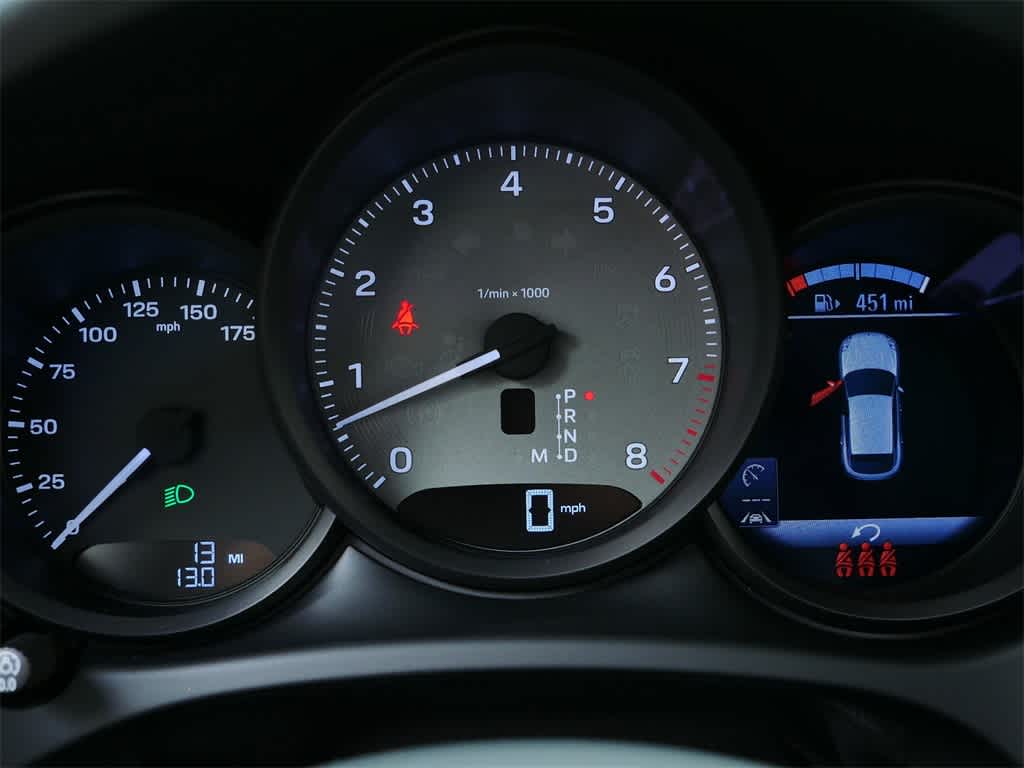 Thumbnail: 2026 Porsche Macan - 24