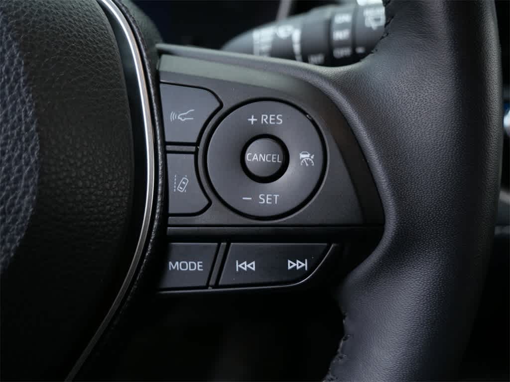 Thumbnail: 2020 Toyota Corolla - 17