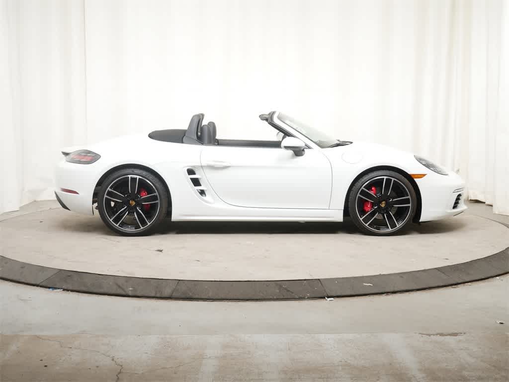 Thumbnail: 2025 Porsche 718 Boxster - 10