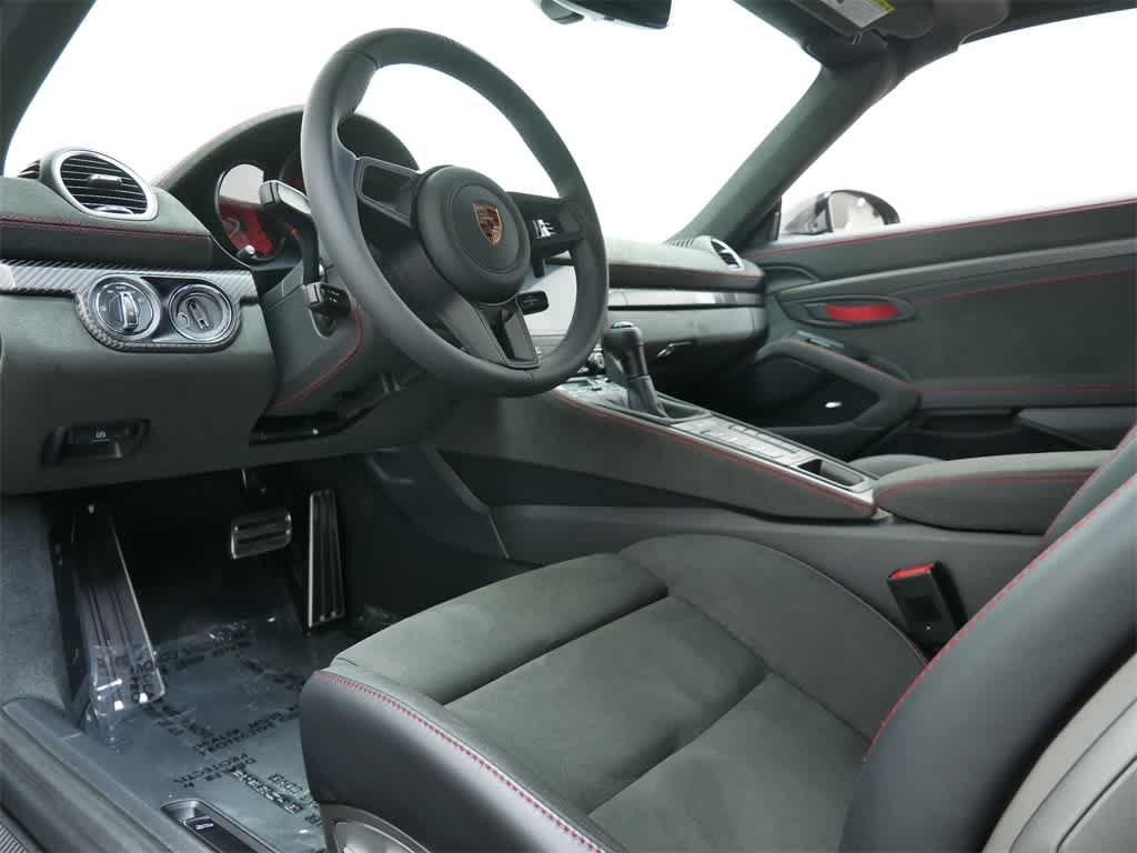 Thumbnail: 2025 Porsche  - 4