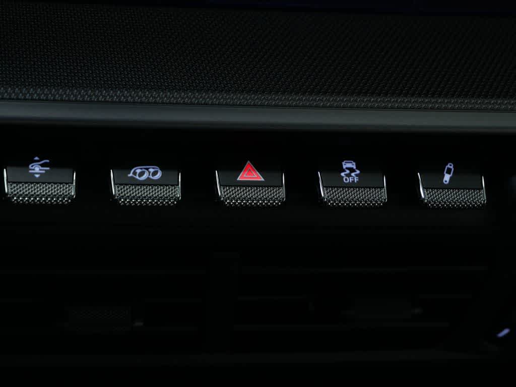 Thumbnail: 2026 Porsche 911 - 26