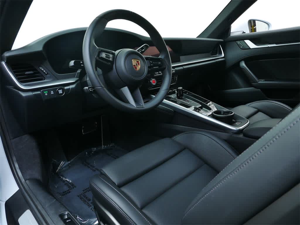 Thumbnail: 2025 Porsche 911 - 4