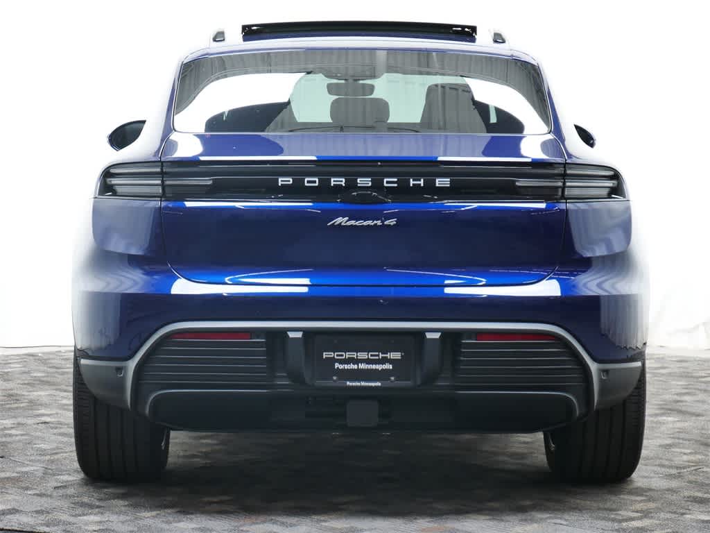 Thumbnail: 2025 Porsche Macan - 6