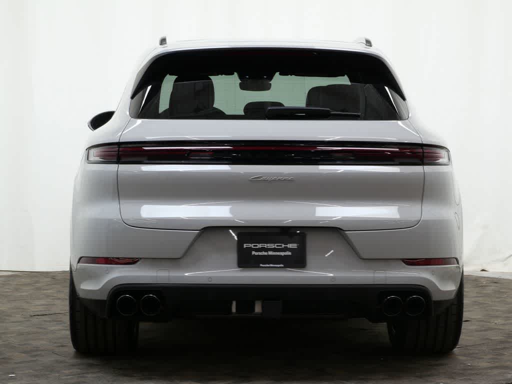 Thumbnail: 2026 Porsche Cayenne - 6