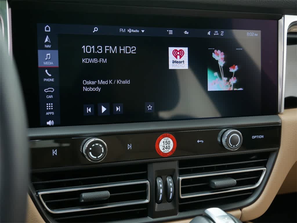 Thumbnail: 2025 Porsche Macan - 27