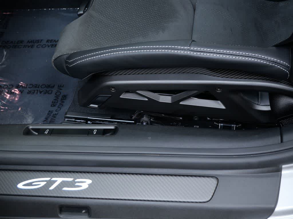 Thumbnail: 2026 Porsche 911 - 12