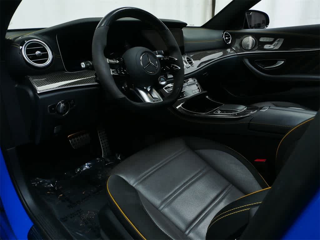 Thumbnail: 2021 Mercedes-Benz E-Class - 4