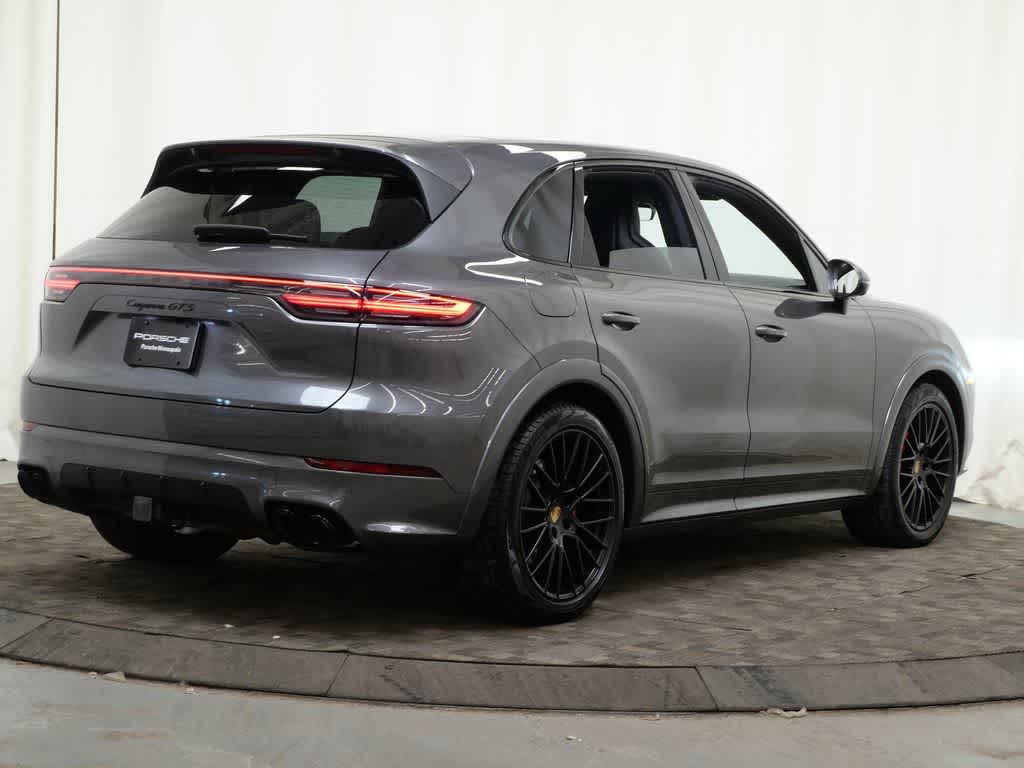 Thumbnail: 2023 Porsche Cayenne - 7
