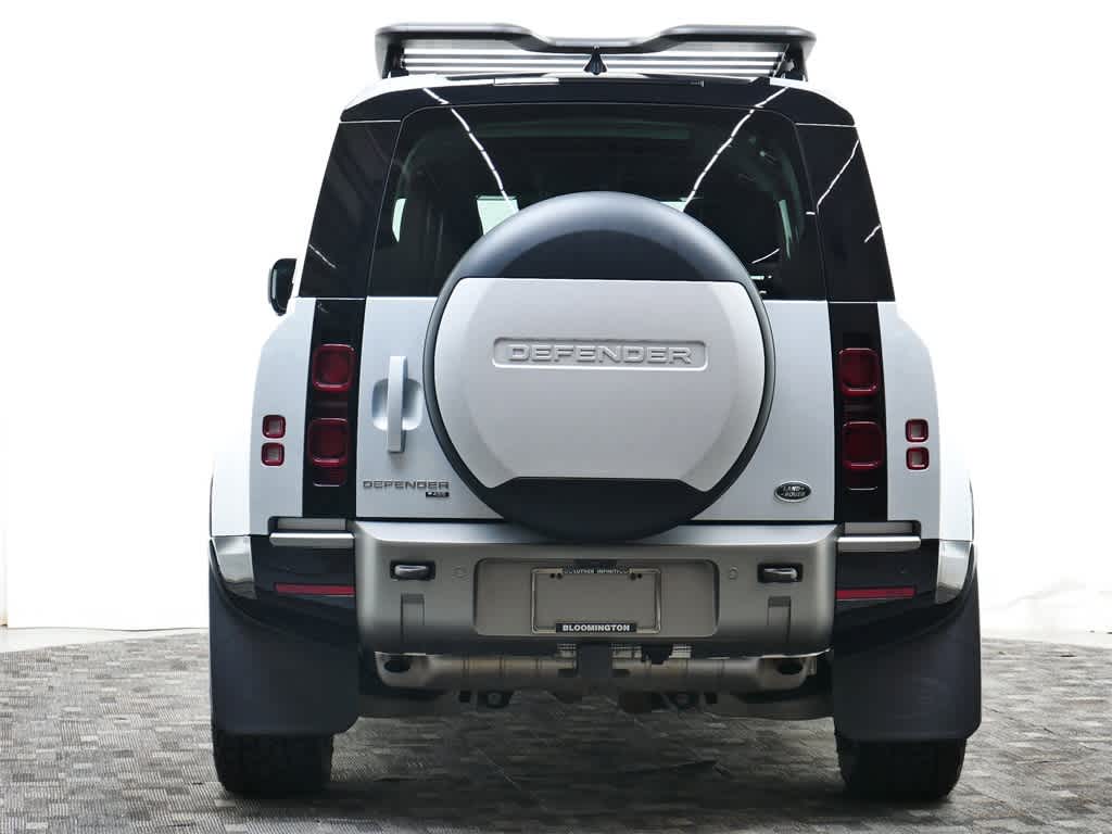 Thumbnail: 2023 Land Rover Defender - 6