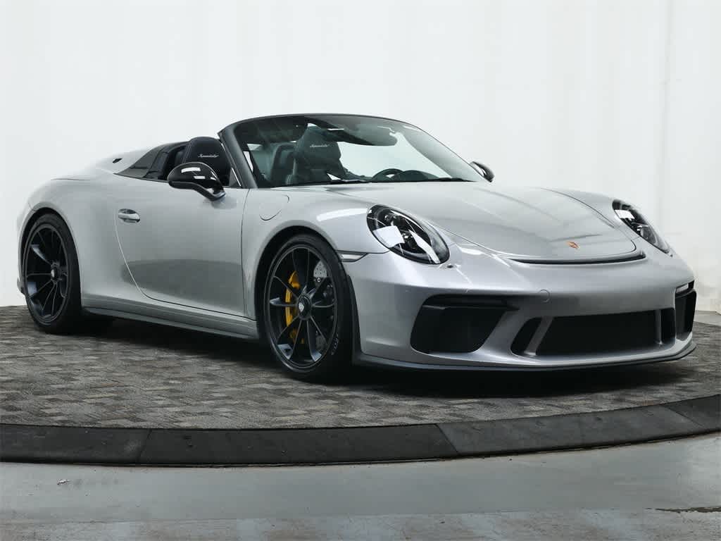 Thumbnail: 2019 Porsche 911 - 9