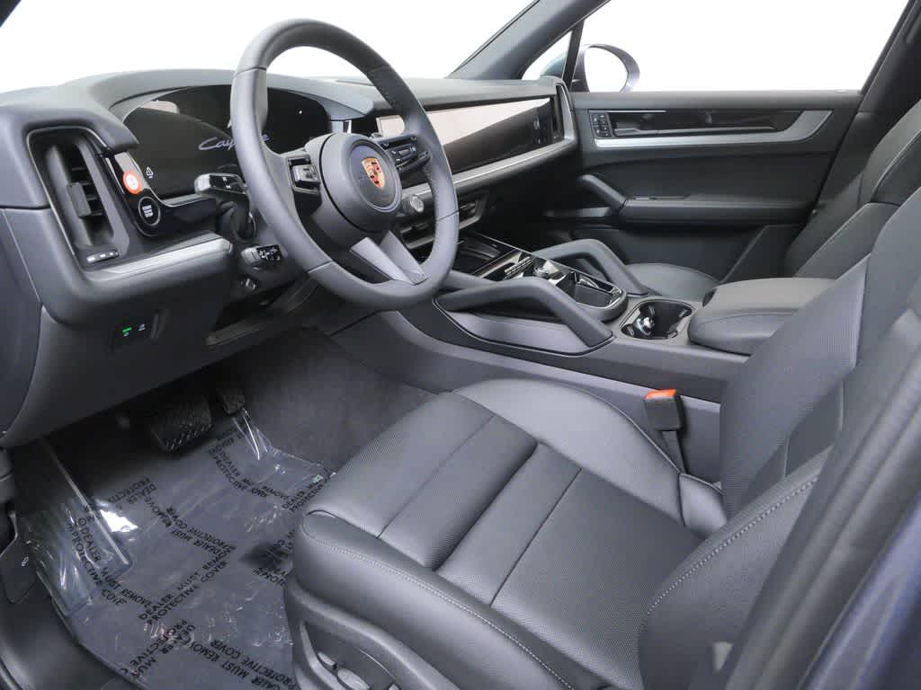 Thumbnail: 2026 Porsche Cayenne - 4