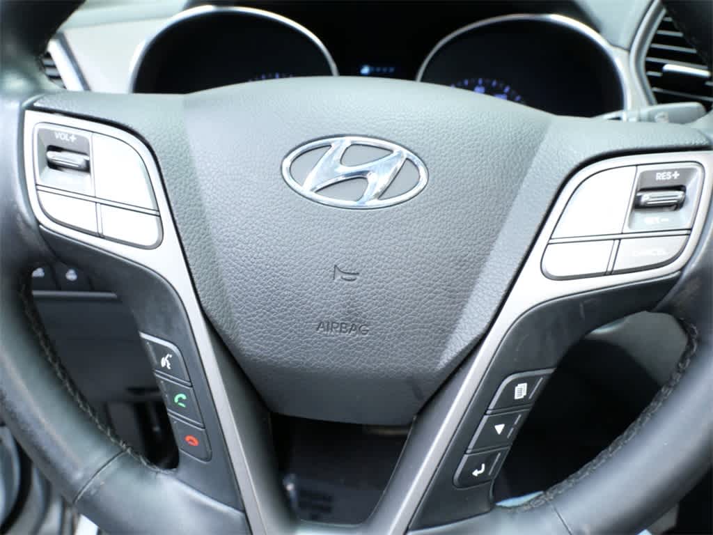 Thumbnail: 2015 Hyundai Santa Fe - 24